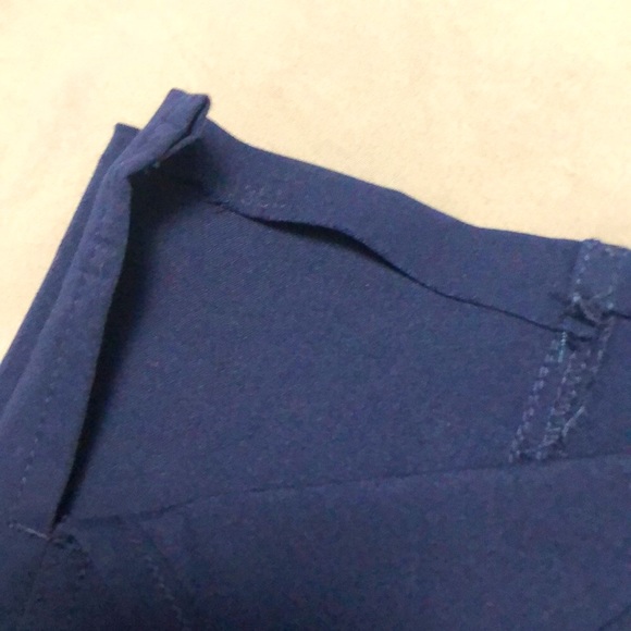 ♦️SOLD♦️FIGS Kade pants -Sz. XS/P Navy - Picture 2 of 6